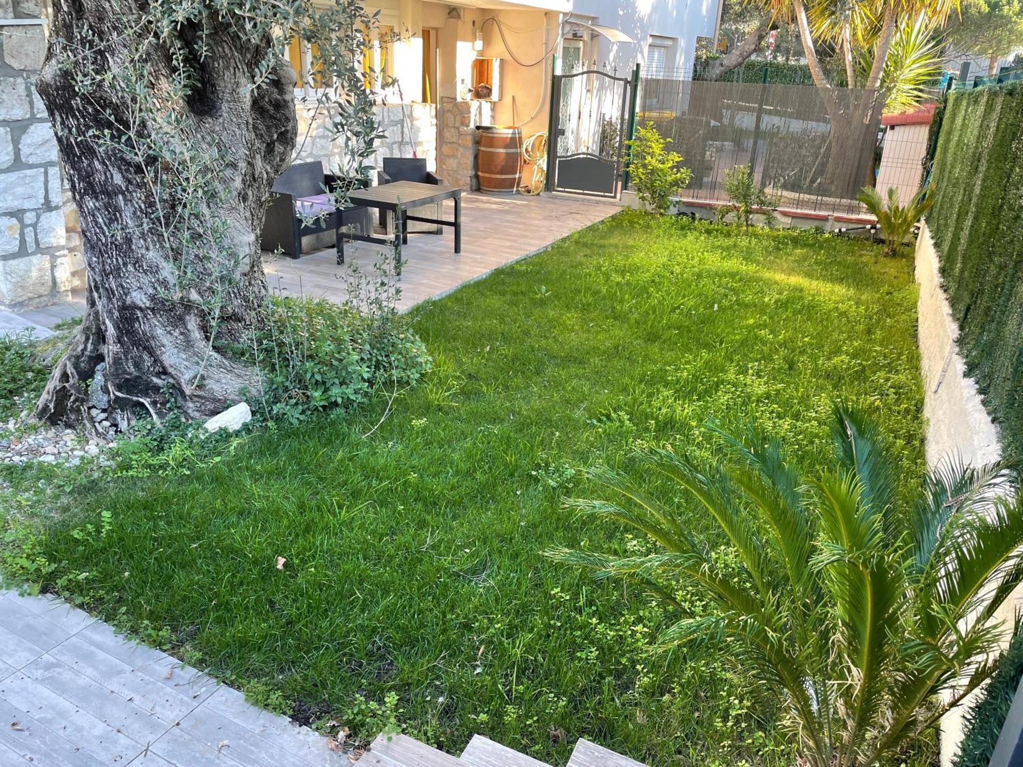 Joli Rez De Jardin 4 Pieces A Cagnes Sur Mer Exterior photo